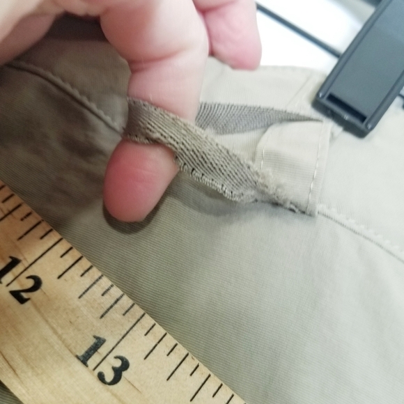 The North Face Convertible Shorts Pants in color‎ Khaki size 14 women's - Picture 12 of 16